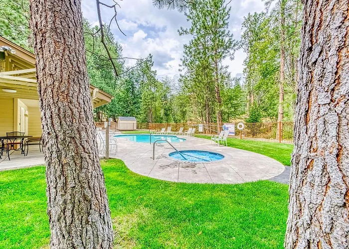 Slide Creek Retreat