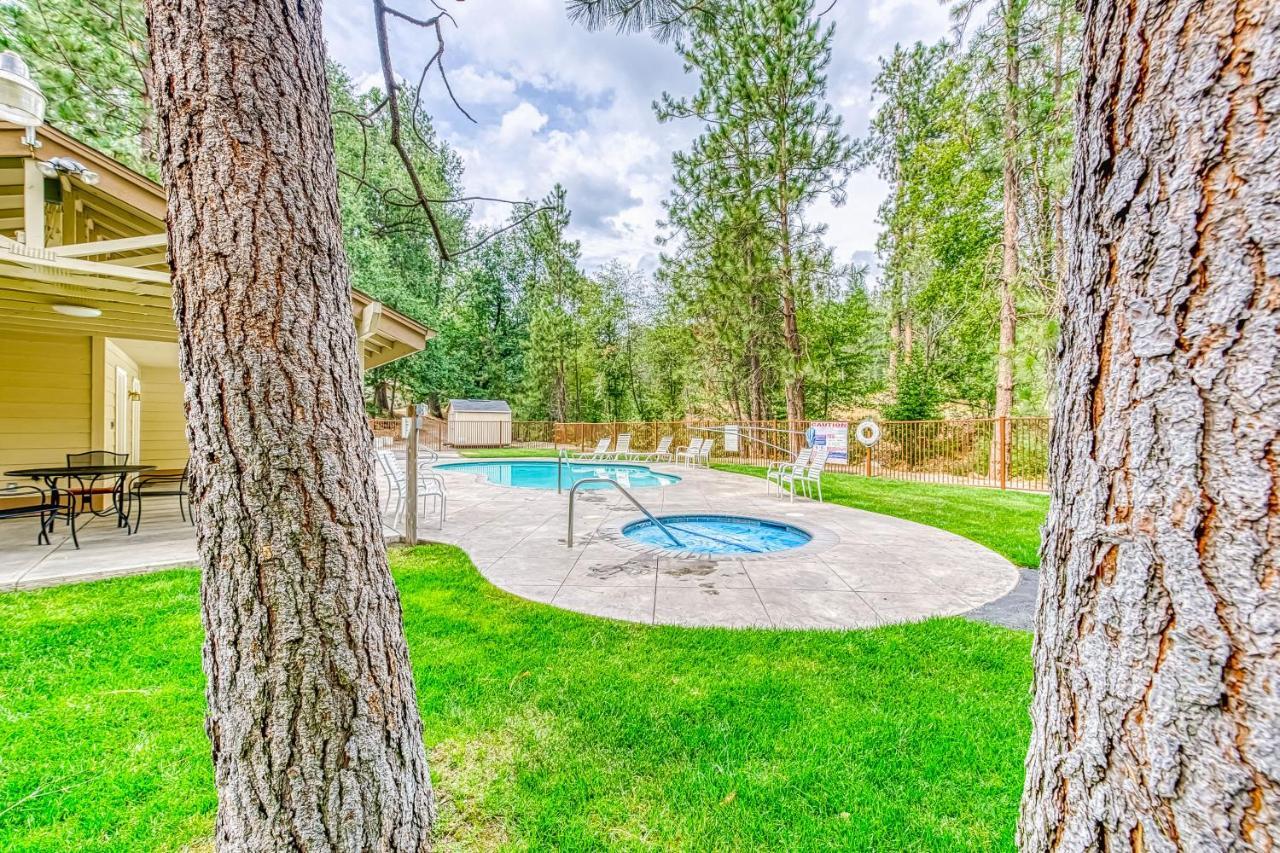 Slide Creek Retreat * Bass Lake